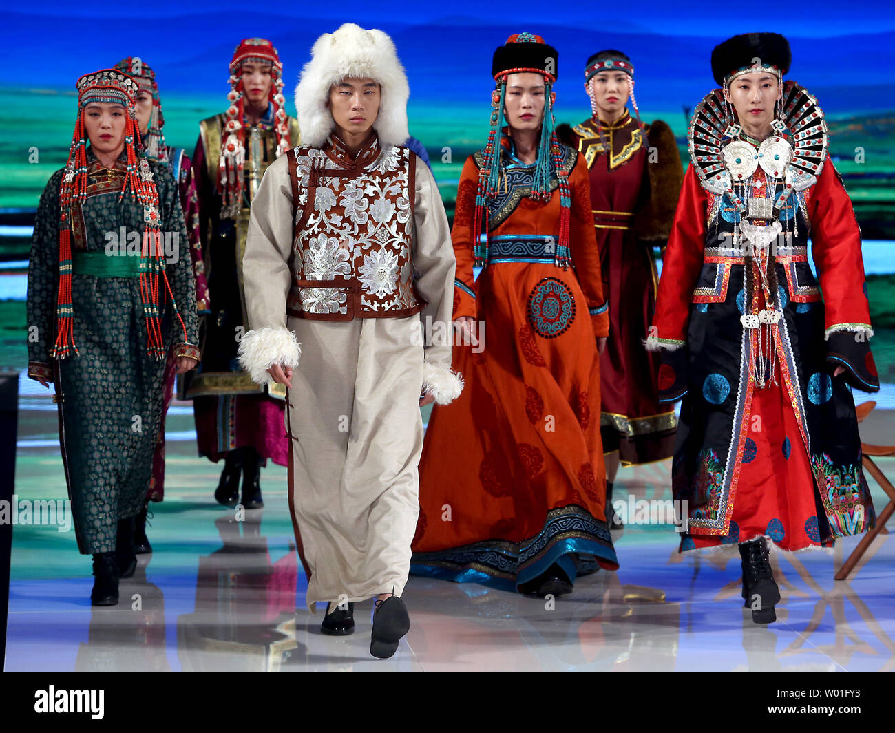 Chinese fashion designers online