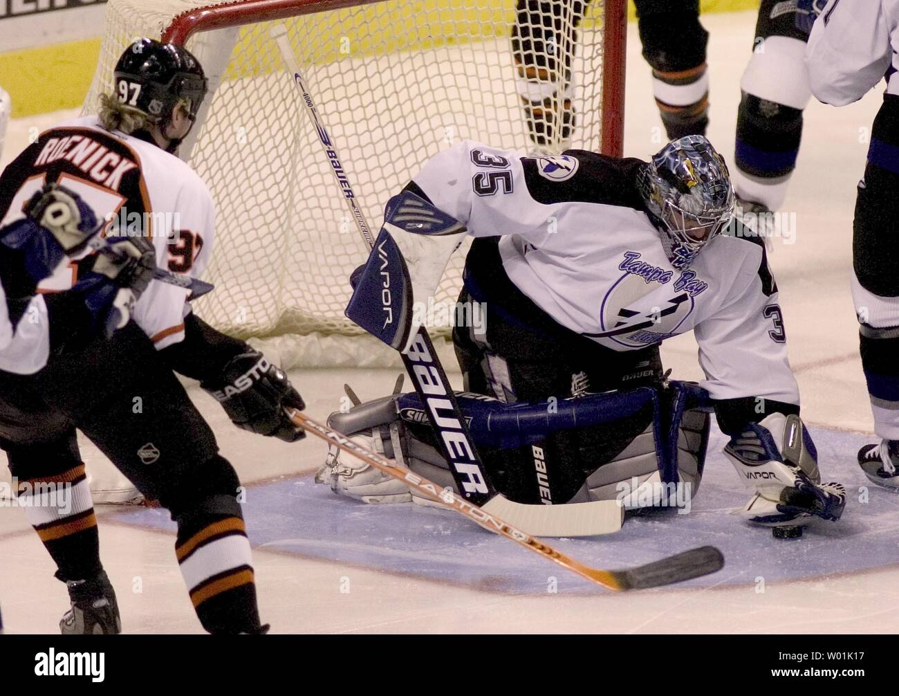 Philadelphia flyers 2004 hi-res stock photography and images - Alamy