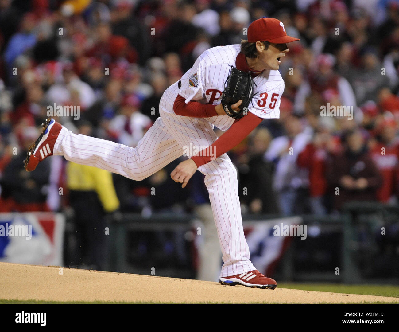 Philadelphia Phillies pitcher Cole Hamels pitches against the Tampa Bay  Rays during the first inning of game 5 of the World Series at Citizens Bank  Park in Philadelphia on October 27, 2008. (