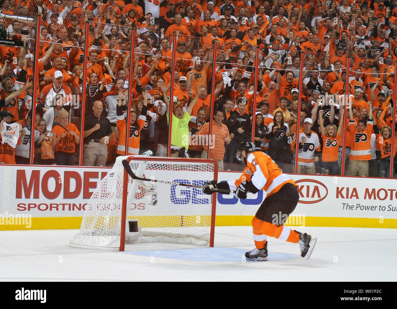 2010 Stanley Cup Philadelphia Flyers Panoramic Poster - the Stadium Shoppe