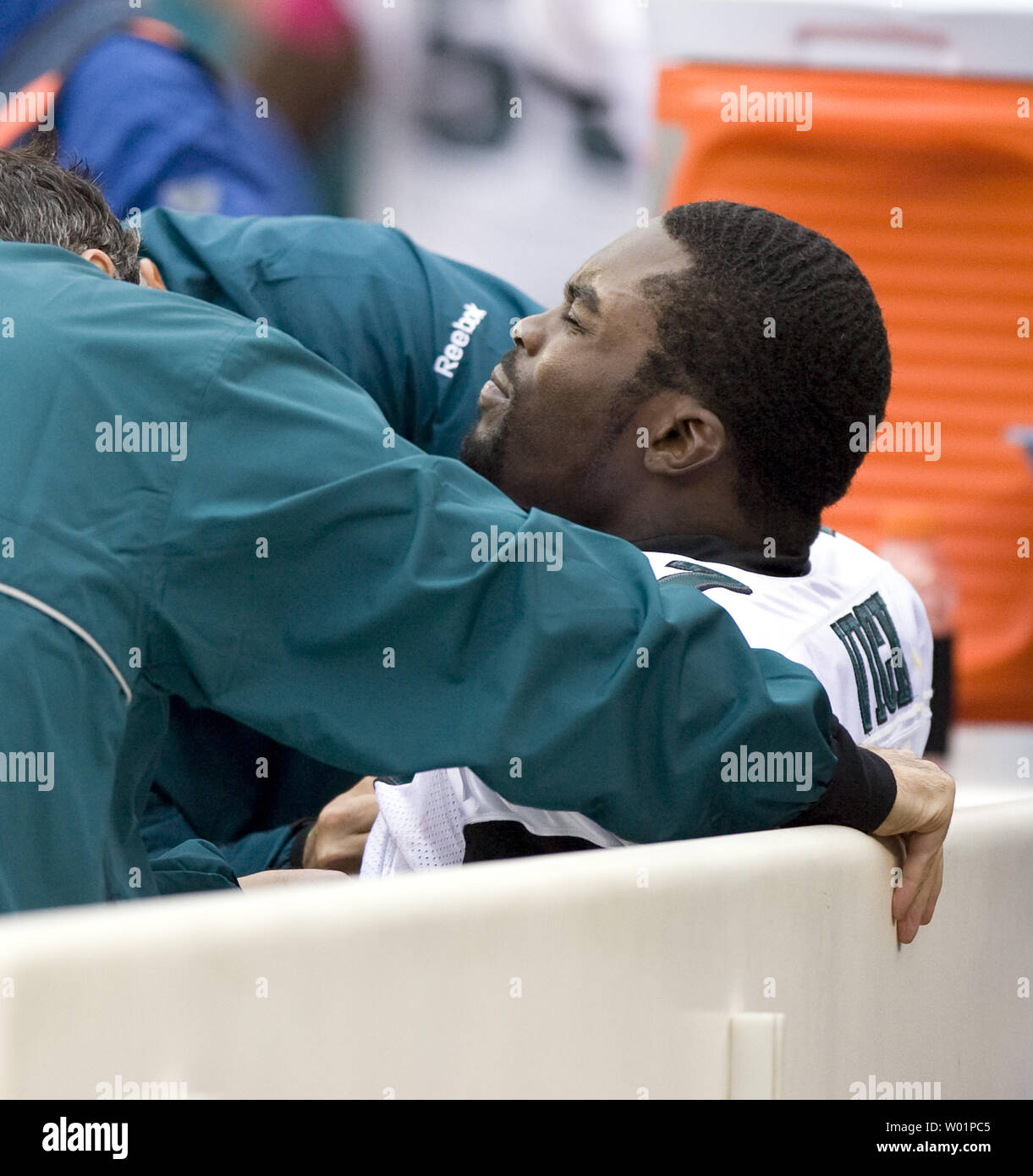 26 October 2009: Eagles QB Michael Mike Vick (7). The Philadelphia Eagles  defeated the Washington Redskins 27-17 on Monday Night Football at FedEx  Field in Landover, MD. (Icon Sportswire via AP Images Stock Photo - Alamy