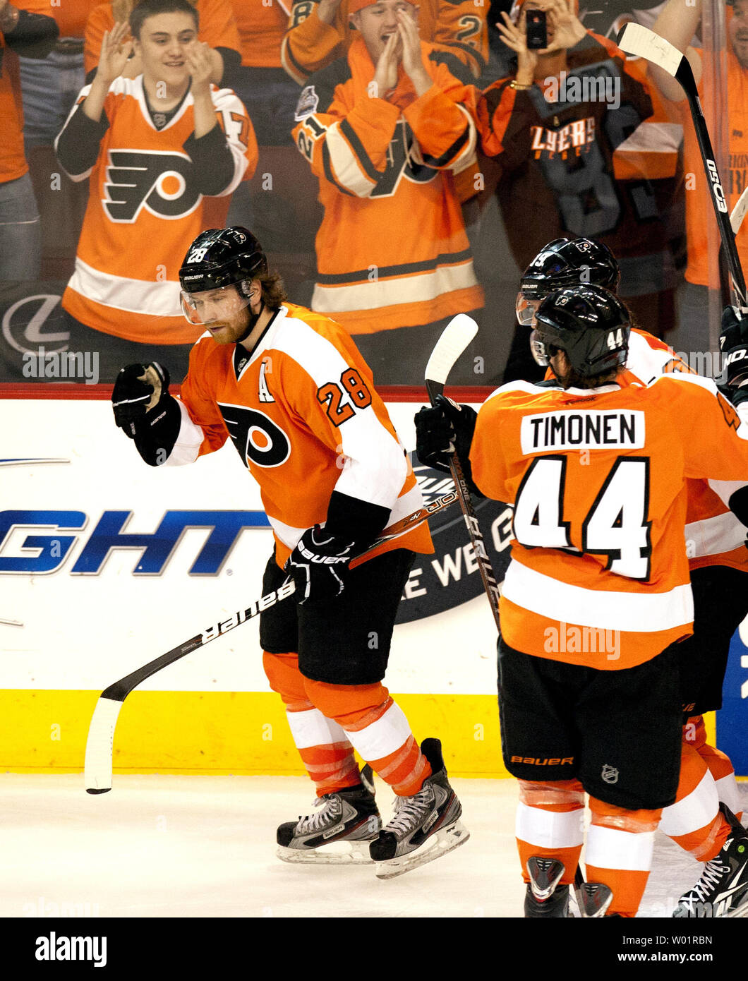 Claude Giroux Philadelphia Flyers Jersey orange