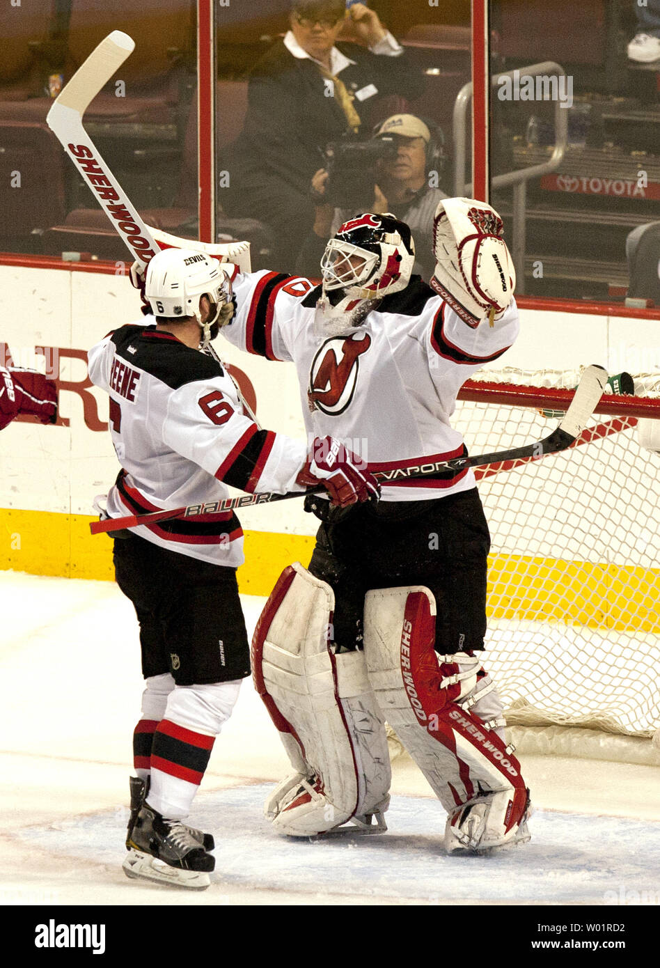 philadelphia flyers new jersey devils