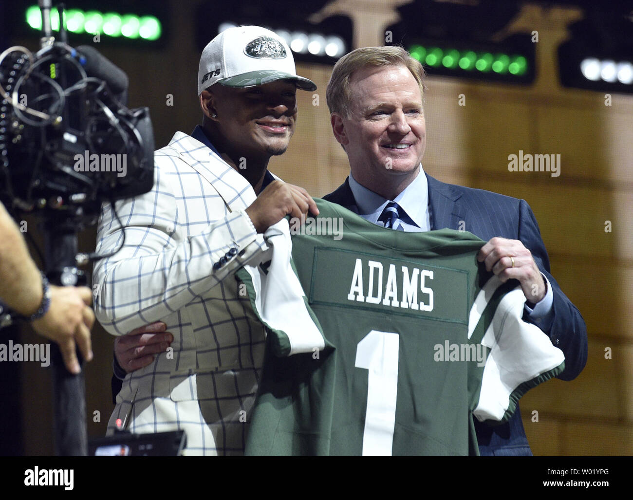 Jamal Adams poses for photographs with NFL Commissioner Roger Goodell after being selected by the New York Jets as the sixth overall pick in the 2017 NFL Draft at the NFL Draft Theater in Philadelphia, PA on April 27, 2017. The 82nd NFL Draft returned to Philadelphia for the first time in more than 50 years and runs from April 27-29. Photo by Derik Hamilton/UPI Stock Photo