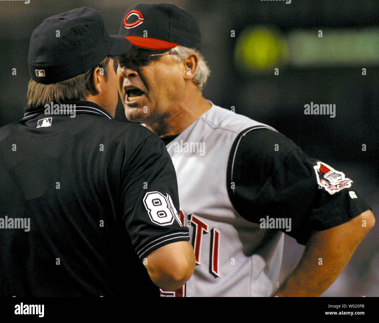 PHO2002082010 - PHOENIX, August 20  (UPI)  -- Cincinnati Reds Manager Bob Boone argues with home plate umpire Joe West after Boone was ejected. The D'backs defeated the Reds 5-3 in Phoenix, Arizona  on August 20, 2002.      mk/wp/Will Powers     UPI Stock Photo