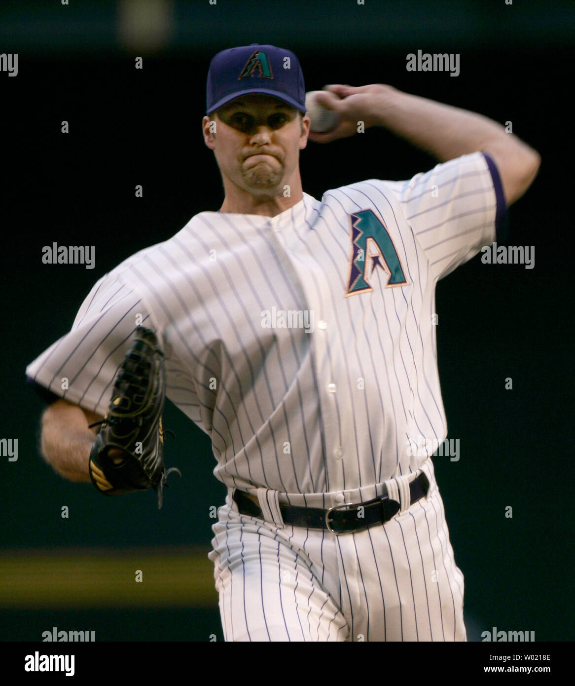 Arizona Diamondbacks starting pitcher Shawn Estes throws against the  Minnesota Twins June 7, 2005 in Phoenix, AZ. (UPI Photo/Will Powers Stock  Photo - Alamy