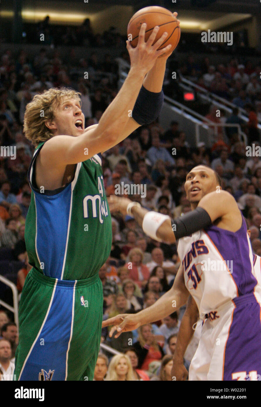 Phoenix suns shawn marion hi-res stock photography and images - Alamy
