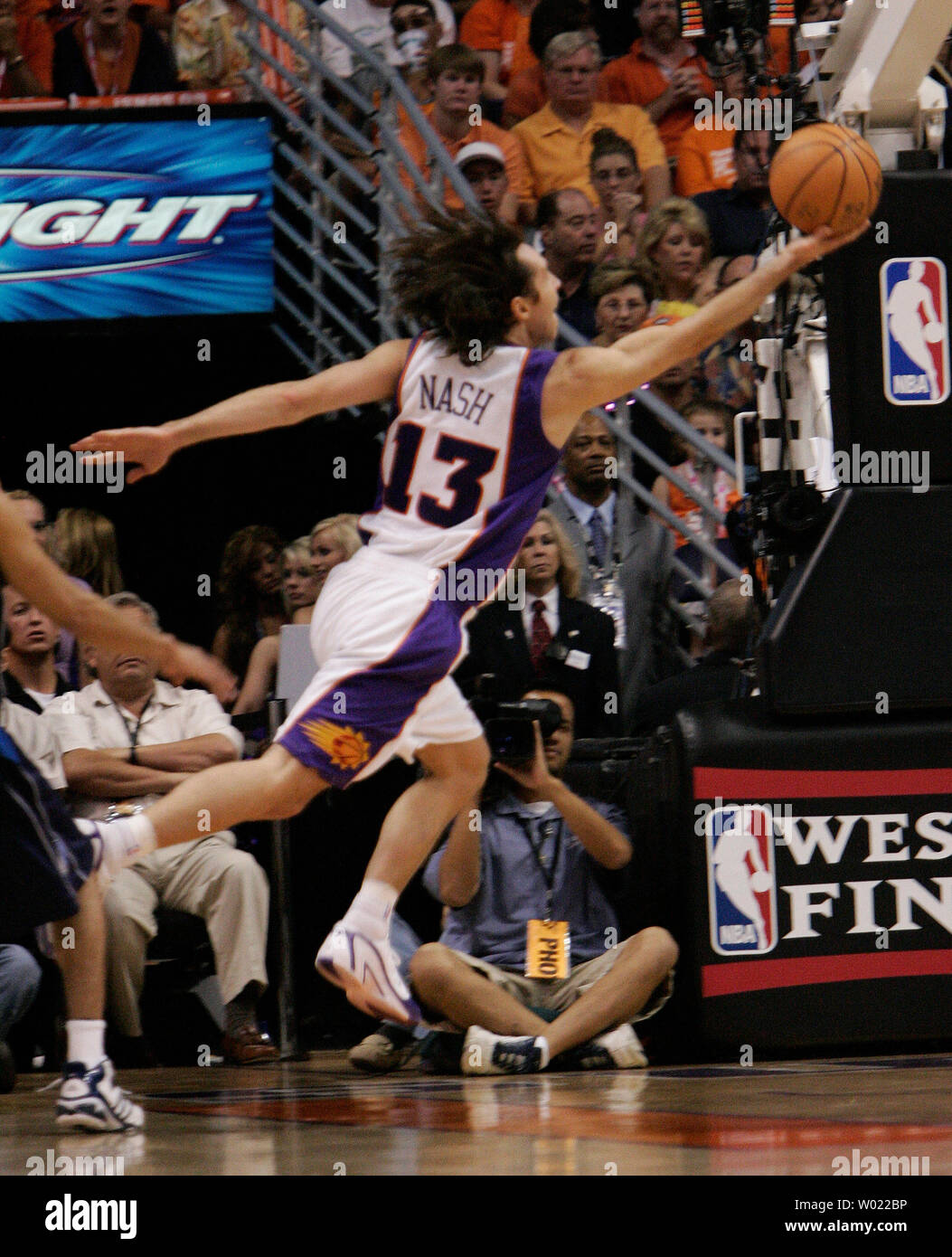 Steve Nash NBA MVP 2004-2006