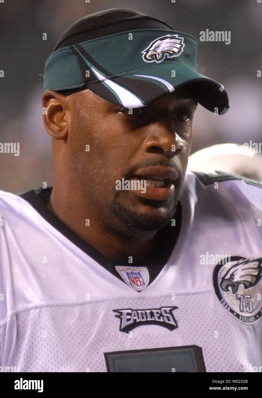 Philadelphia Eagles quarterback Donovan McNabb talks to teammates on the  sidelines during their game against the St. Louis Rams at the Edward Jones  Dome in St. Louis on December 27, 2004. McNabb