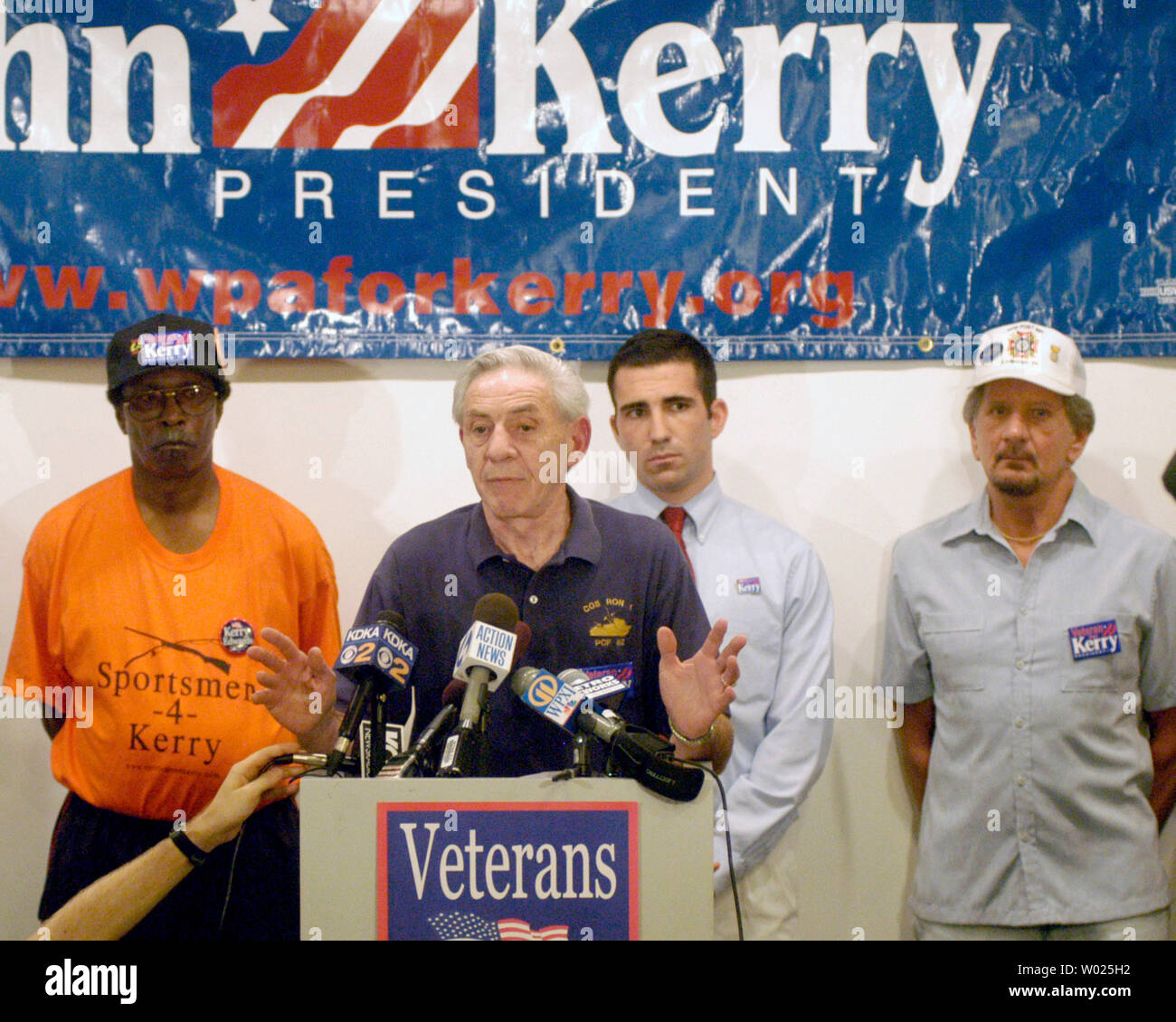 Swift boat veterans hi-res stock photography and images - Alamy