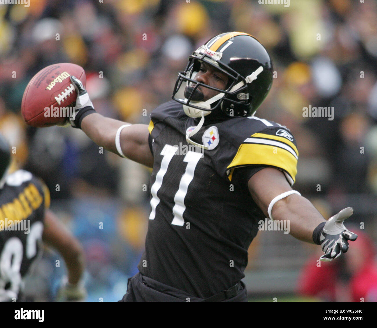 Pittsburgh Steelers Quincy Morgan celebrates in the end zone after pulling  in a pass from Ben Roethlisberger in the first quarter on December 4, 2005  at Heinz Feild in Pittsburgh PA. (UPI