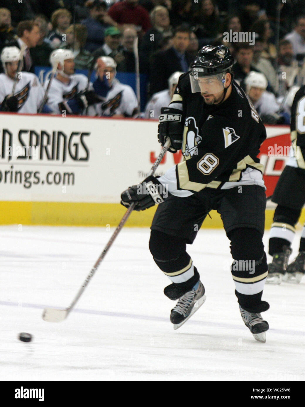 Pittsburgh Penguins Evgeni Malkin skates in his first NHL game against the  New Jersey Devils at Mellon Arena in Pittsburgh, Pennsylvania on October  18, 2006. (UPI Photo/Stephen Gross Stock Photo - Alamy