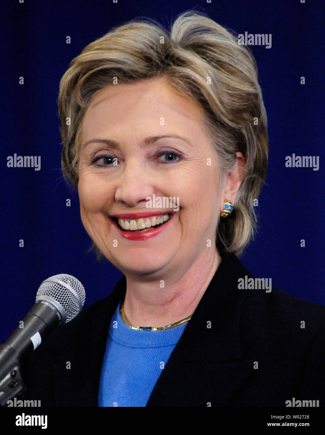 Democratic presidential candidate Sen. Hillary Clinton (DNY) smiles to