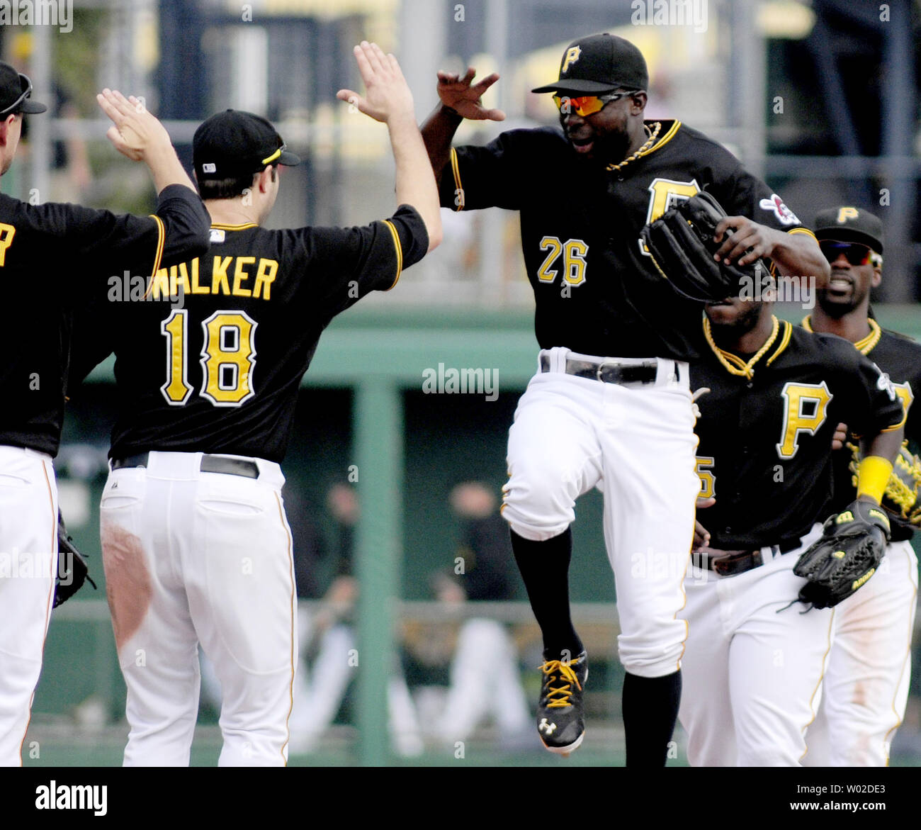 pittsburgh pirates neil walker jersey
