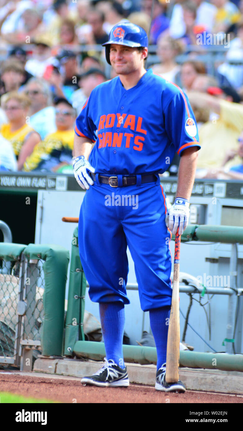 New York Mets second baseman Daniel Murphy smiles from the on deck circle  during the fourth inning of the Mets 5-3 win over the Pittsburgh Pirates at  PNC Park in Pittsburgh, on