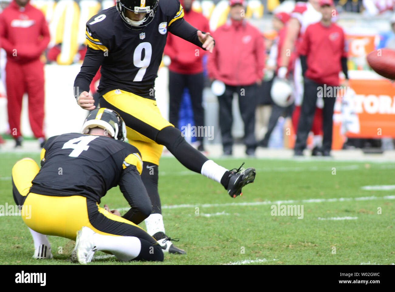 Pittsburgh Steelers kicker Chris Boswell connects for 47 yard field
