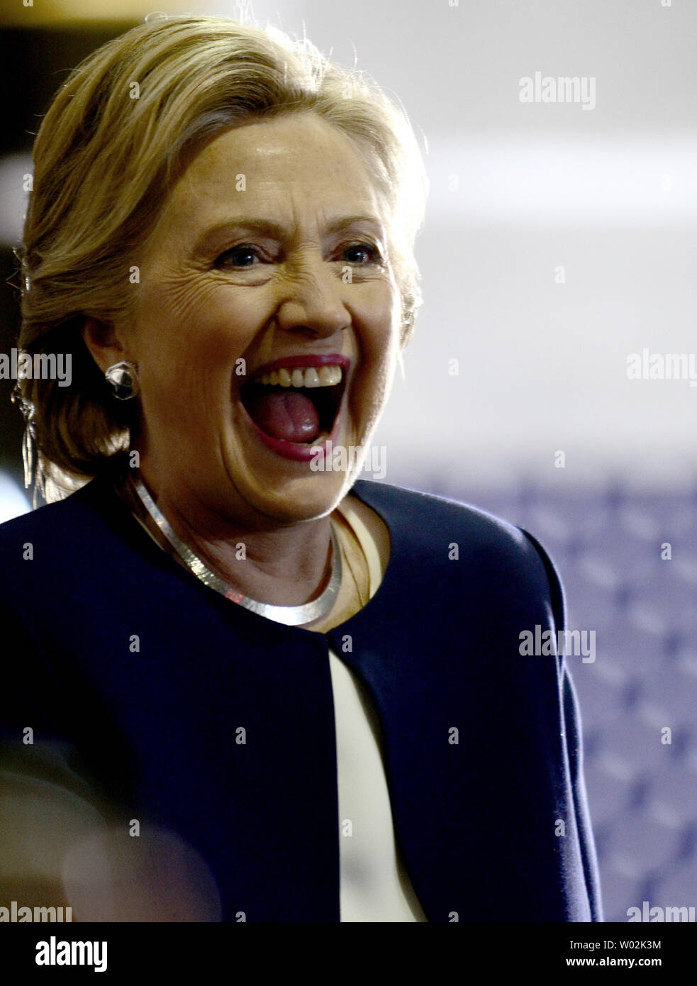 HAHAHAHAHAHA HAHAHAHAHAHA - Hillary Clinton Laughs