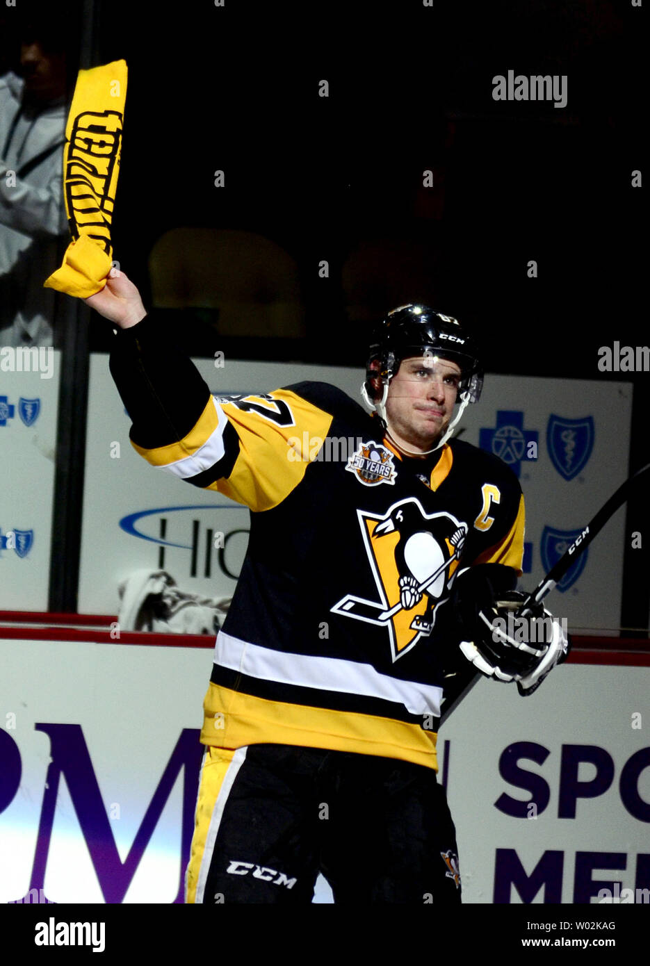 Pittsburgh Penguins center Sidney Crosby (87) waves a Terrible Towel in  support of the Pittsburgh Steelers following the Penguins 5-1 win against  the Boston Bruins at the PPG Paints Arena in Pittsburgh