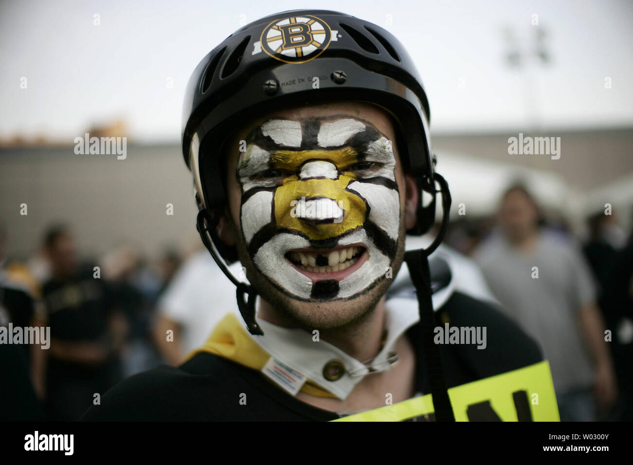 Canada Rinaldi Boston Bruins fan Luciano Rinaldi of Saskatchewan, Canada poses for a ...