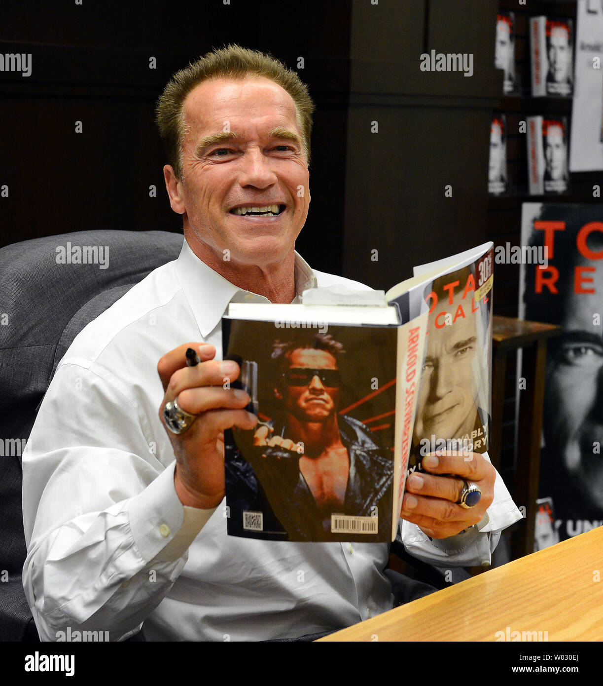 Arnold Schwarzenegger signs copies of his new book Total Recall: My  Unbelievably True Life Story at Barnes & Noble bookstore at The Grove in  Los Angeles on October 5, 2012. UPI/Jim Ruymen