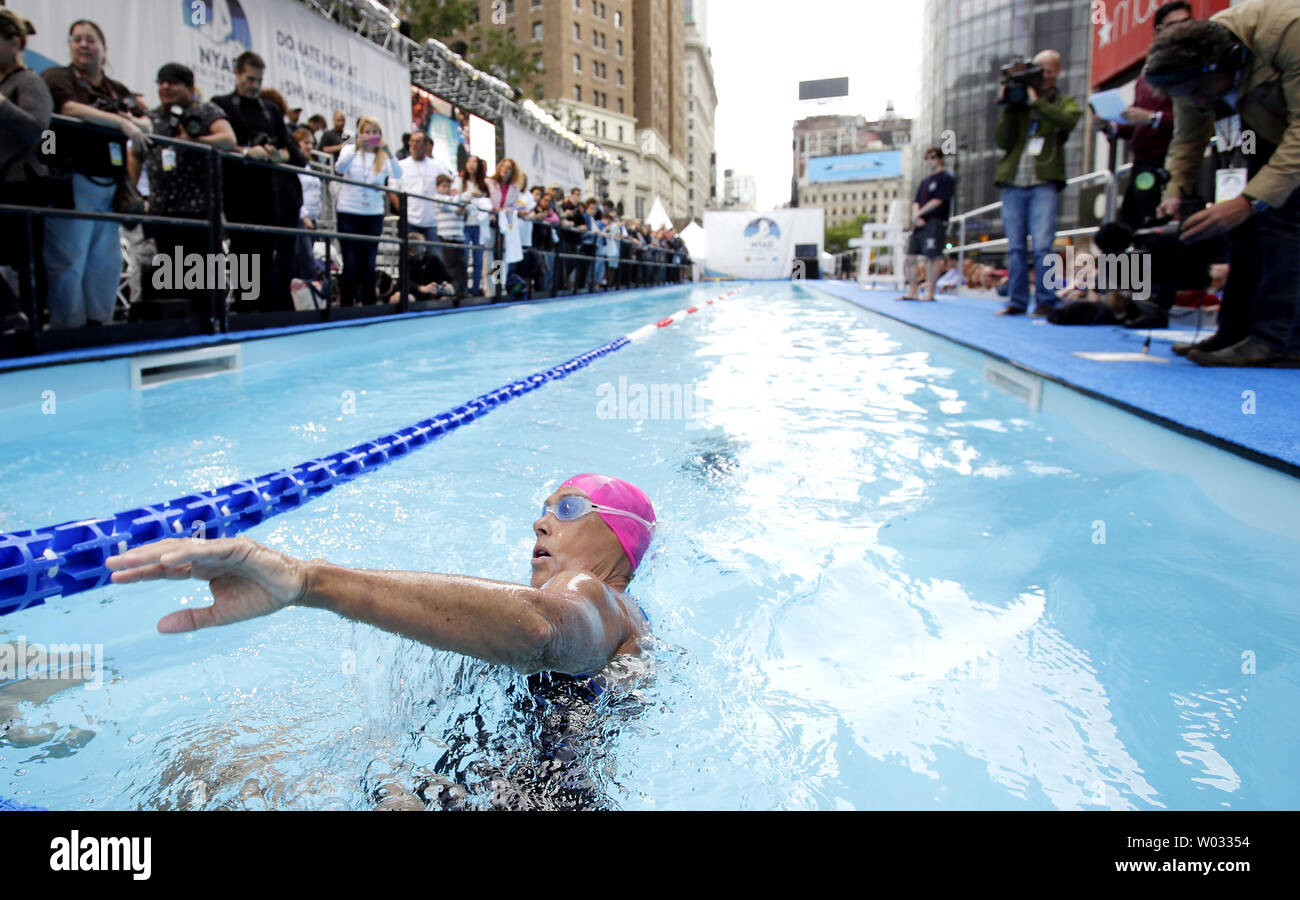 Diana nyad cuba florida hires stock photography and images Alamy