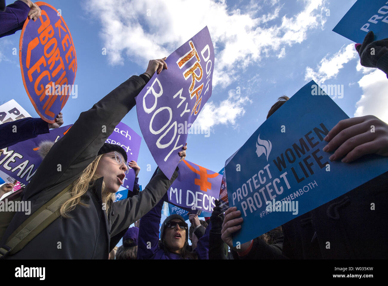 Anti abortion protests hires stock photography and images Alamy