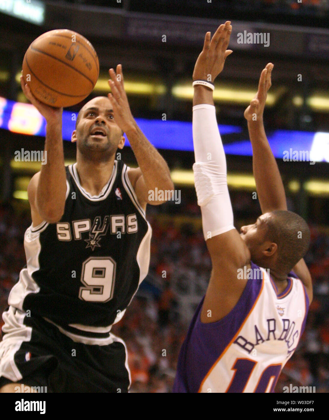 Tony Parker opens up on firing his brother TJ, negotiations with