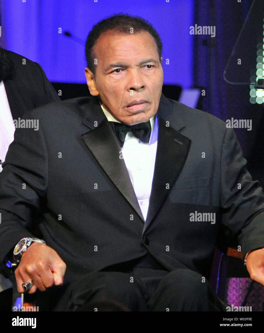 мухаммед али болезнь паркинсона. болезнь мухаммеда. болезнь мухаммеда. мухаммед али. мухаммед али последнее фото.