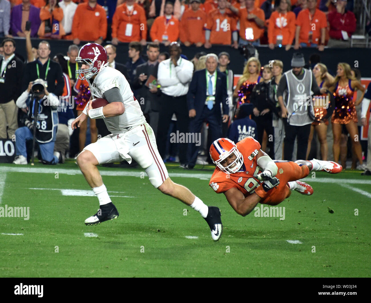 Jake coker hires stock photography and images Alamy