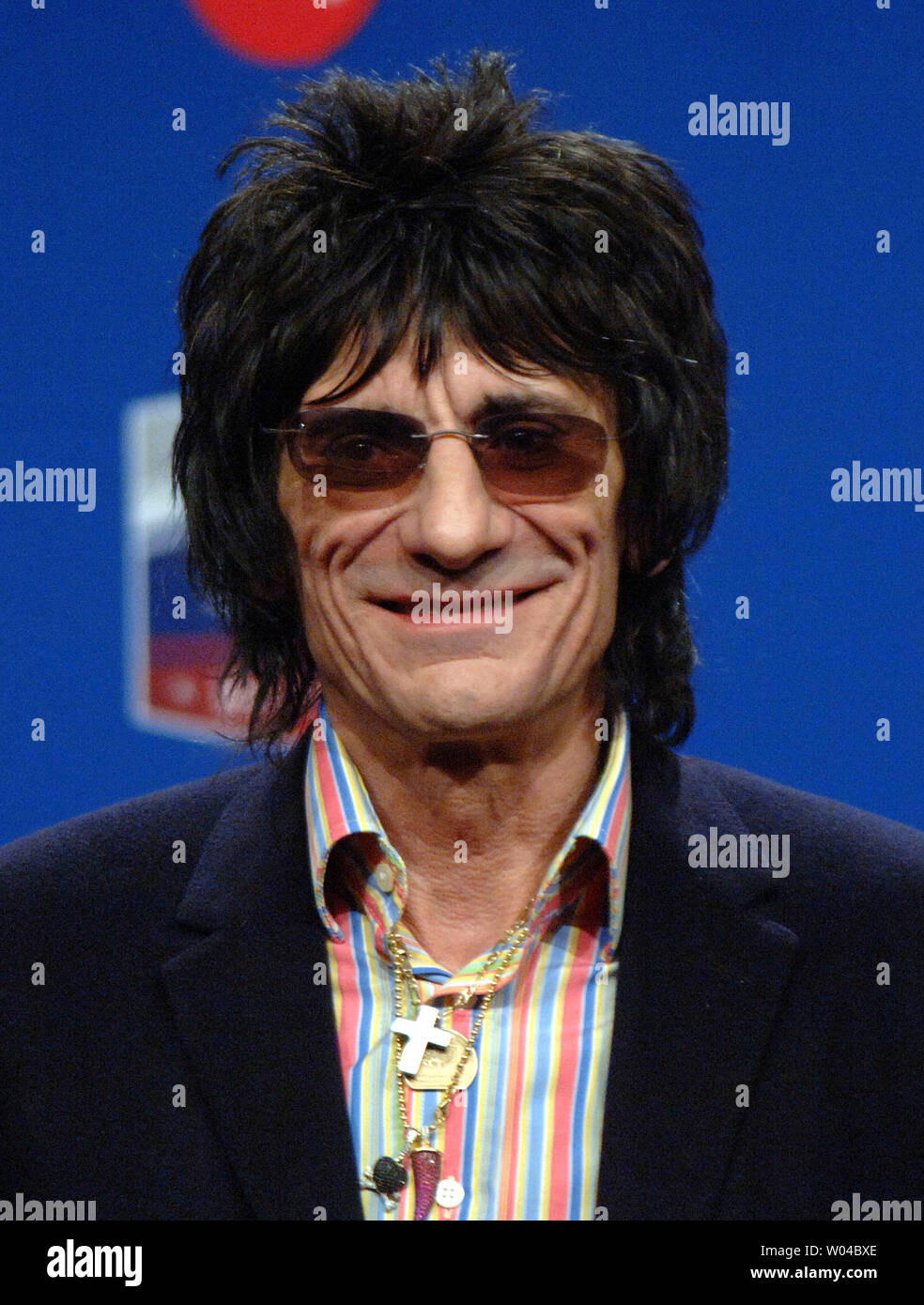 Rolling stones ron wood hires stock photography and images Alamy