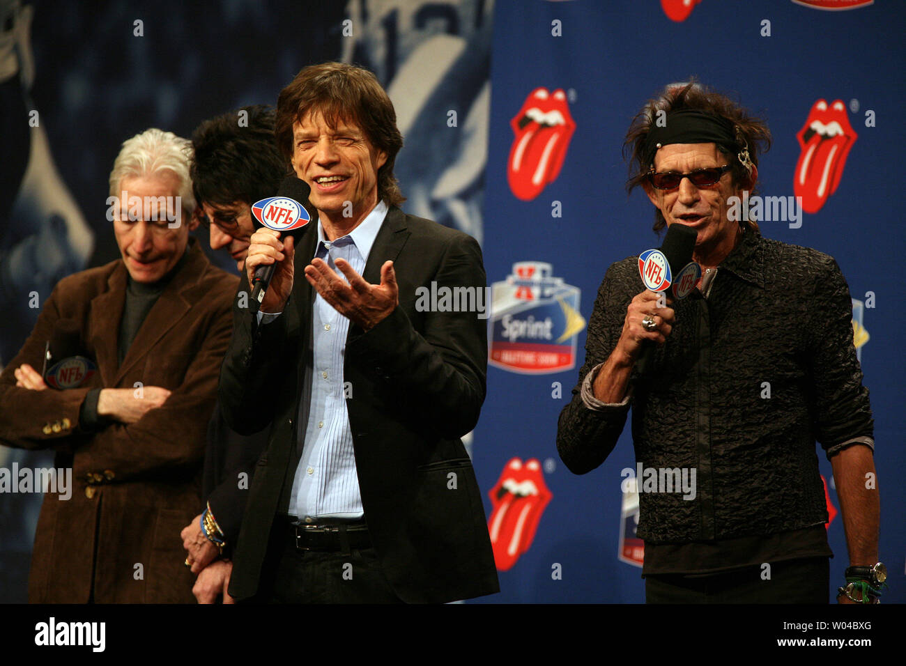 The Rolling Stones (L to R) Charlie Watts, Ron Wood, Mick Jagger and Keith Richards participate in a news conference discussing the half-time entertainment for Super Bowl XL on February 2, 2006, in Detroit, Mi. Super Bowl XL will feature the Pittsburgh Steelers and the Seattle Seahawks on February 5.   (UPI Photo/Terry Schmitt) Stock Photo