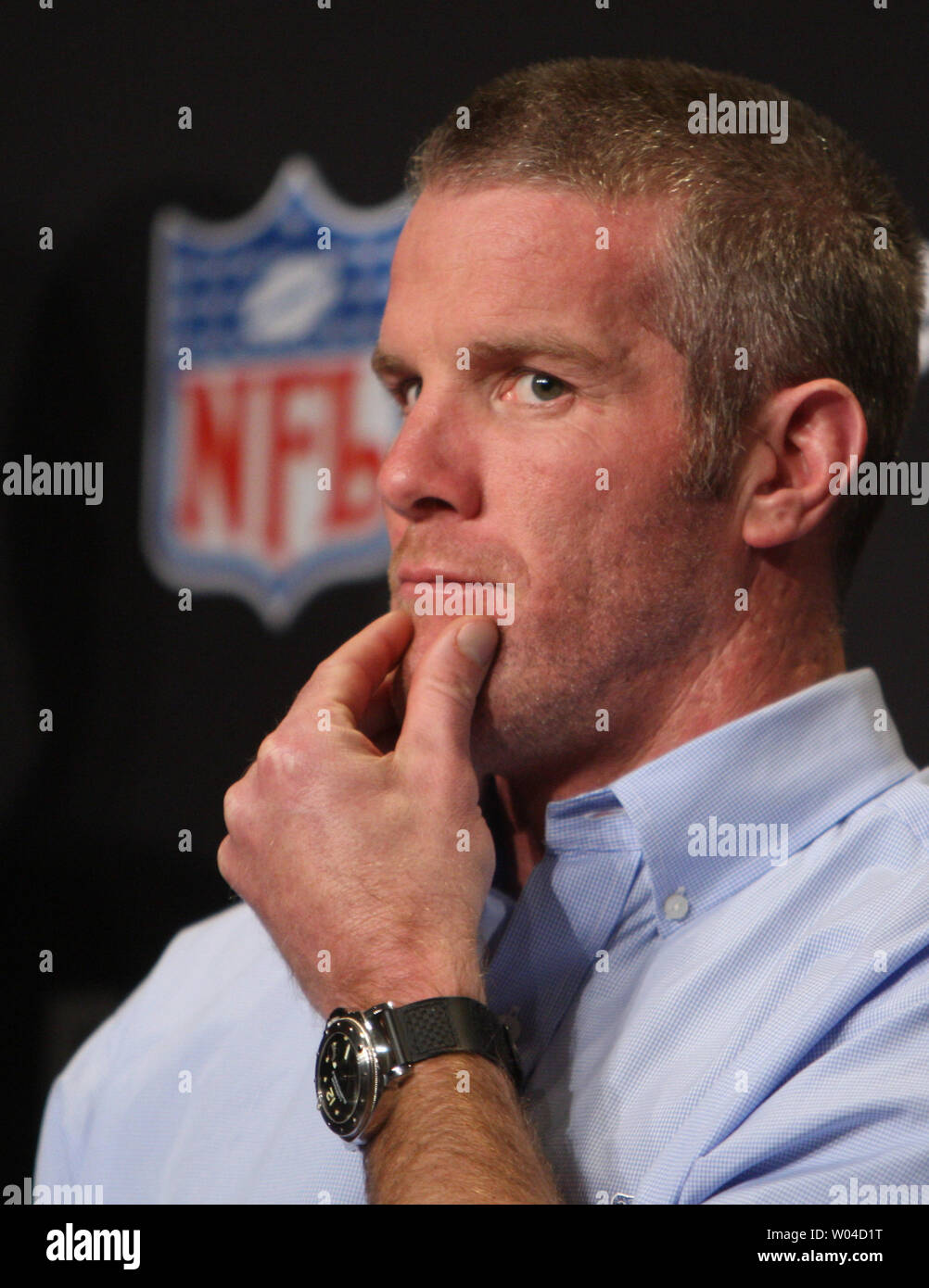 Green Bay Packers Brett Favre contemplates the question of next year after being awarded the FedEx Air Player of the Year award at the Phoenix Convention Center in Phoenix, Arizona on January 30, 2008.   (UPI Photo/Terry Schmitt) Stock Photo