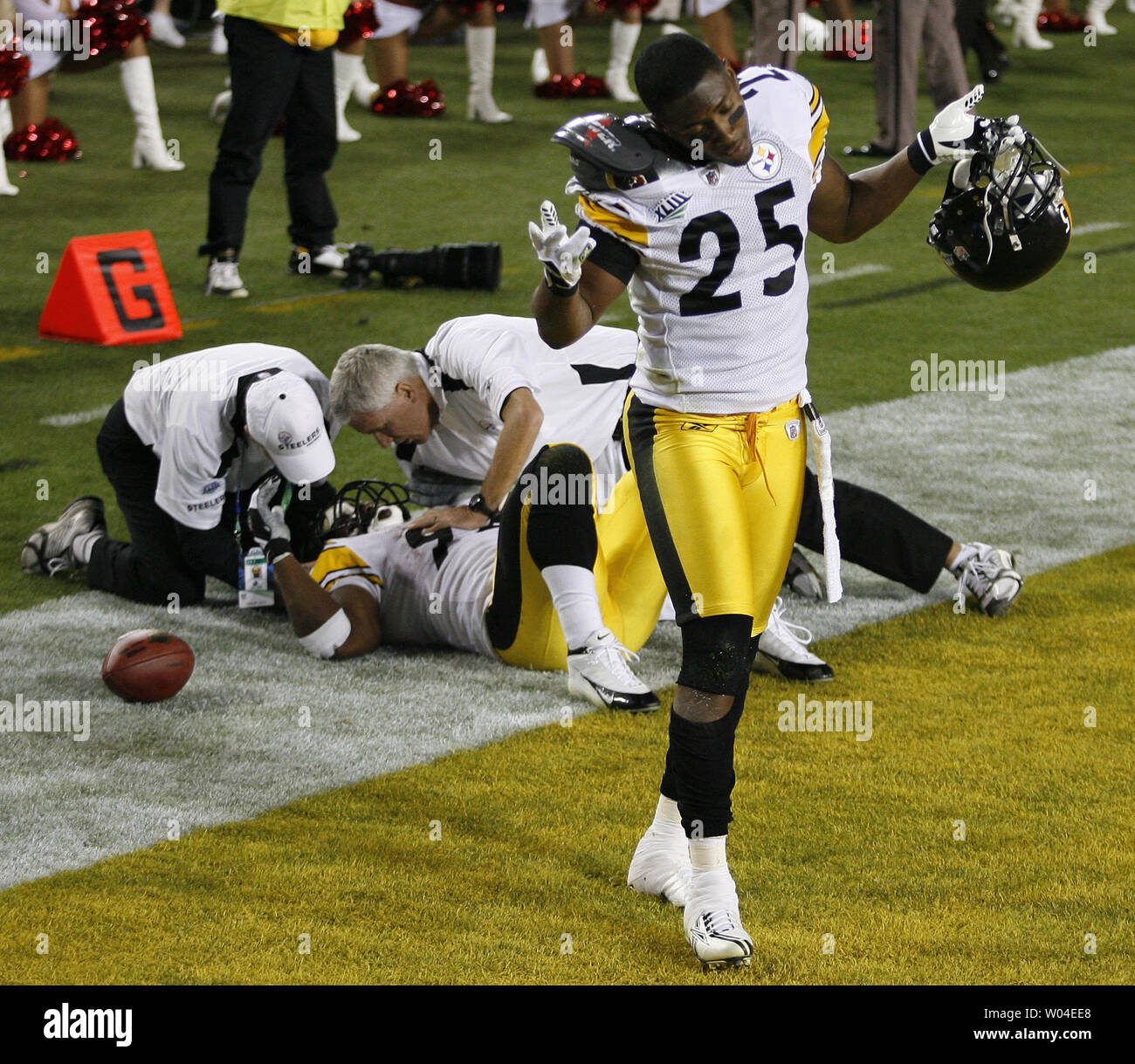 AUG 09 2010: Pittsburgh Steelers linebacker James Harrison (92) during the Pittsburgh  Steelers training camp morning session, held at Saint Vincent College in  Latrobe Pennsylvania. (Icon Sportswire via AP Images Stock Photo - Alamy