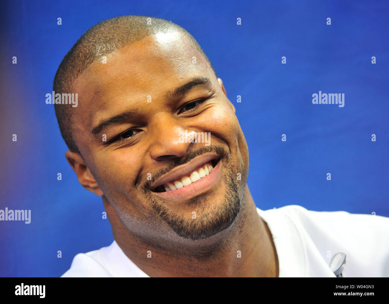 1,232 Giants Osi Umenyiora Stock Photos, High-Res Pictures, and