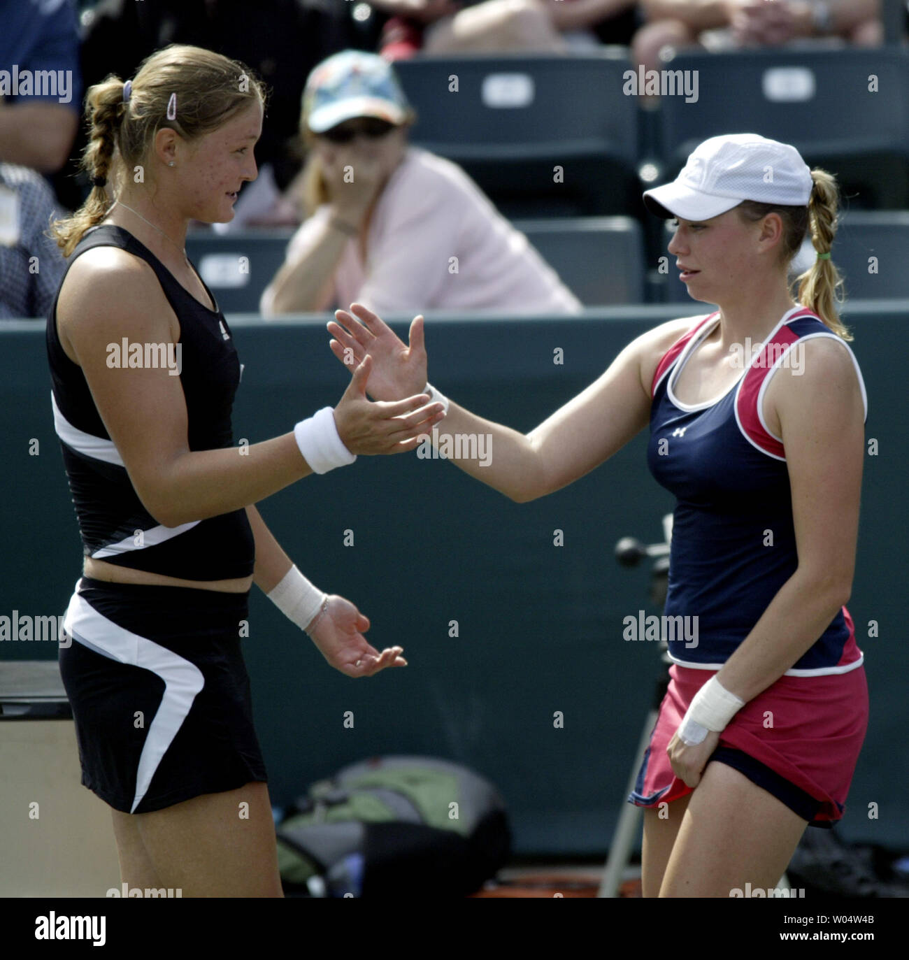 Dinara Safina of Russia (L) is congratulated by Vera Zvonareva of Russia after Zvonareva withdrew from their semi-final match because of an injury in the Family Circle Cup tennis tournament in Charleston, South Carolina on April 14, 2007.  (UPI Photo/Nell Redmond) Stock Photo