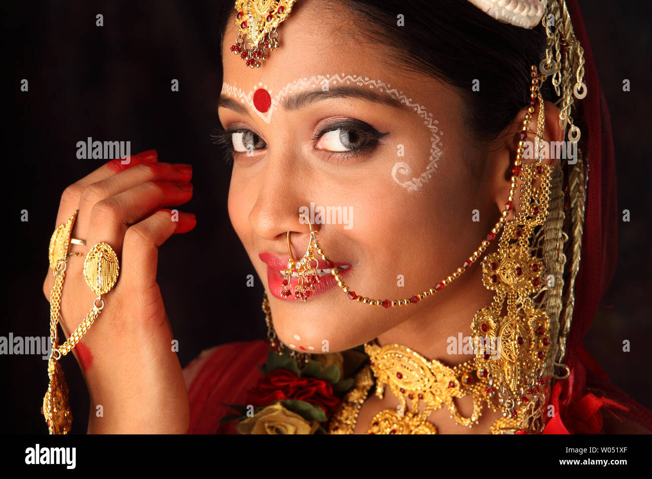 Discover more than 157 nose ring meaning in bengali awesomeenglish.edu.vn