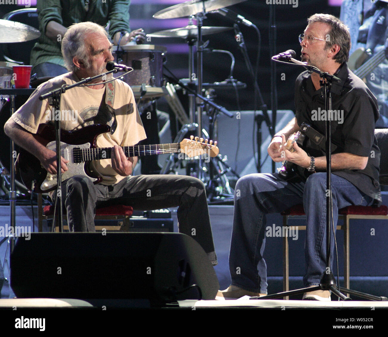 J.J. Cale (L) and Eric Clapton perform in concert at the ipayOne Center in San Diego on March 15, 2007.   (UPI Photo/Roger Williams) Stock Photo