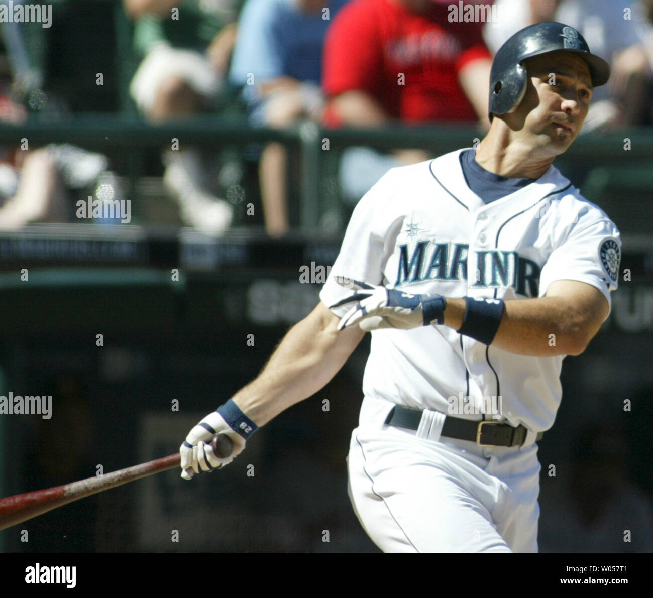 Raul Ibanez's two HR, six RBI lead Mariners' rout of Yankees
