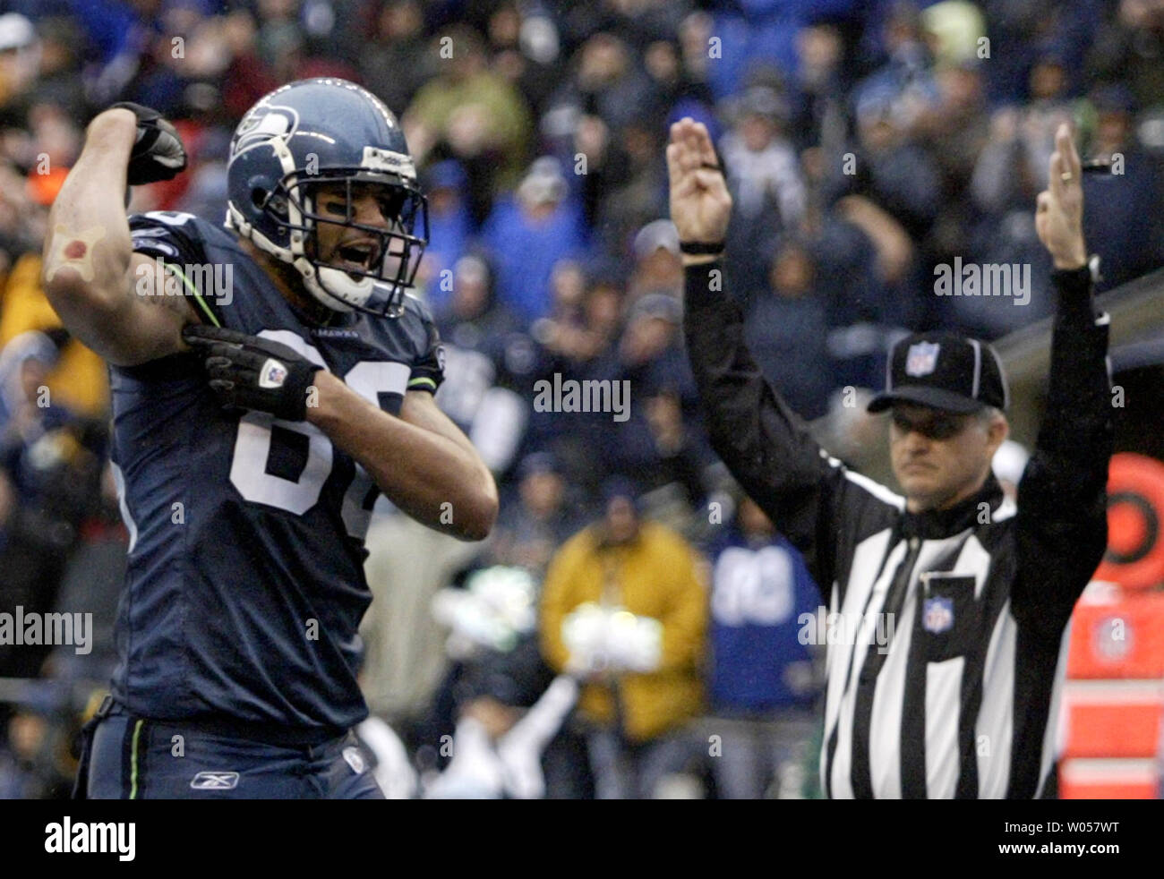 Seattle Seahawks tight end Jerramy Stevens celebrates a touchdown completion from  Seneca Wallace in the second quarter against the St. Louis Rams, at Qwest Field in Seattle on November 12, 2006.  (UPI Photo/Jim Bryant) Stock Photo