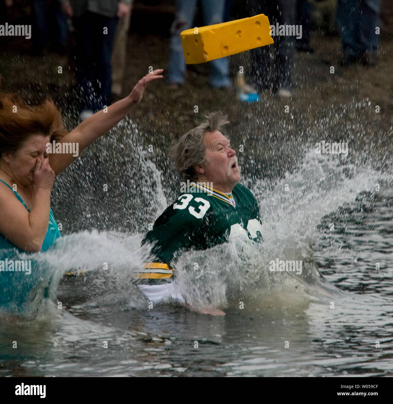 Wisconsin cheeseheads hi-res stock photography and images - Alamy