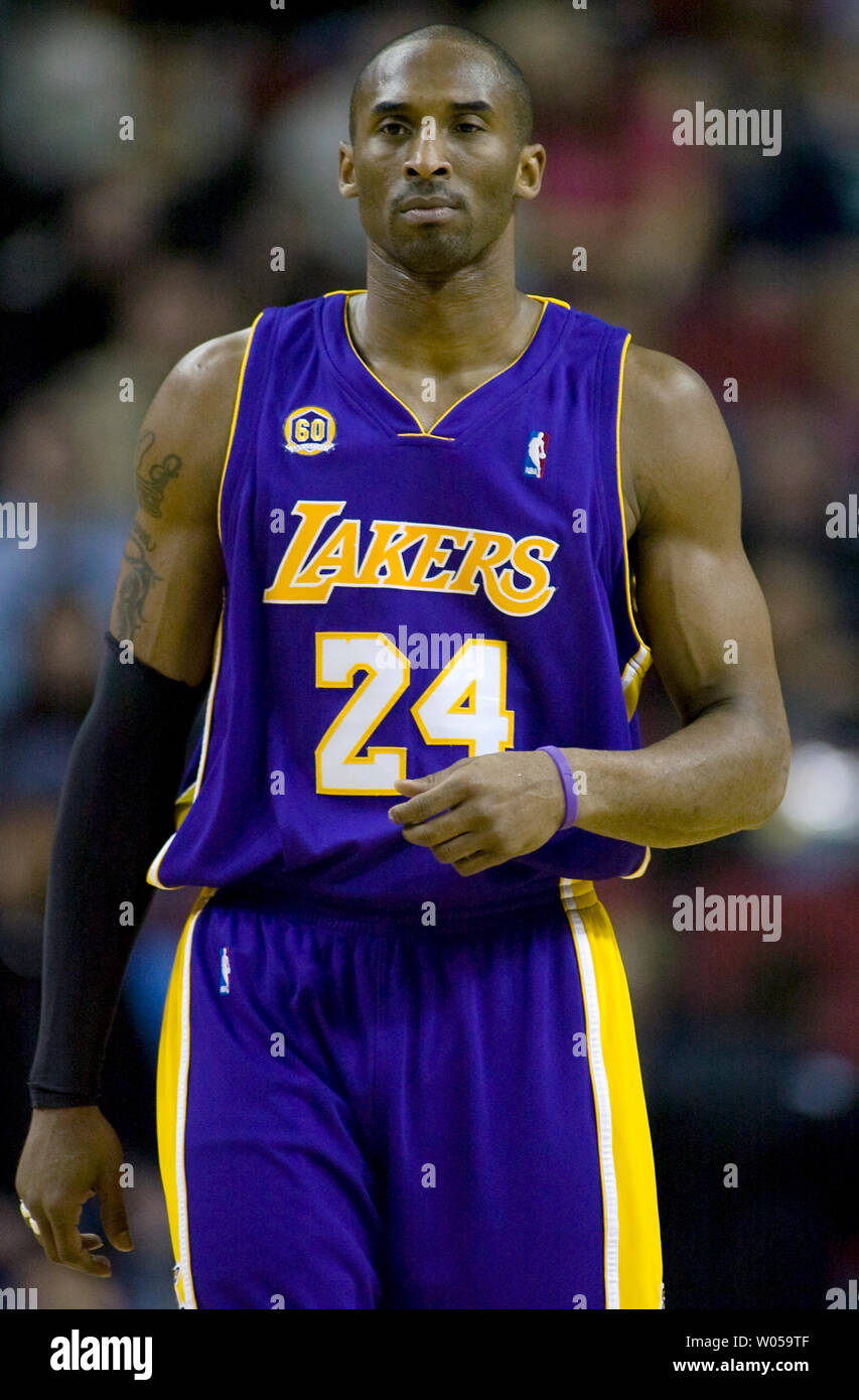 LA Lakers' Kobe Bryant walks off the court in their game against the Seattle SuperSonics at the Key Arena in Seattle on February 24, 2008. Bryant, who was ejected from the game, scored 21 points in the Lakers 111-91 win over the SuperSonics. (UPI Photo/Jim Bryant) Stock Photo