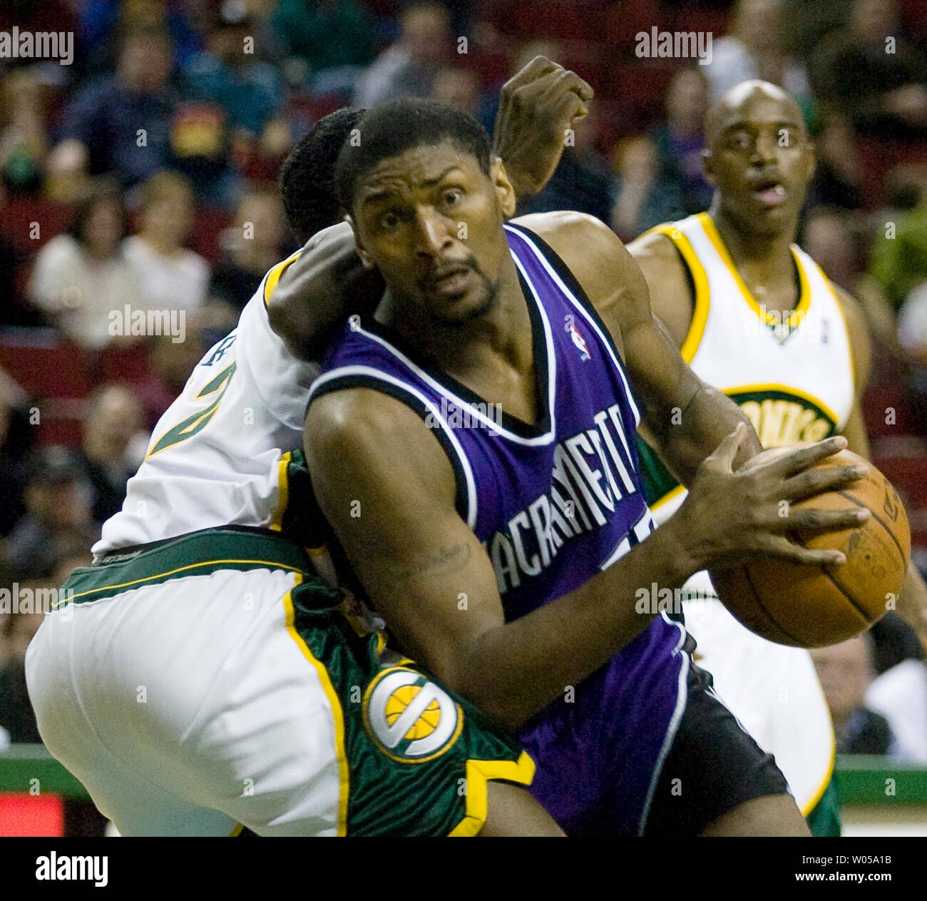 Ron artest at hi-res stock photography and images - Page 9 - Alamy
