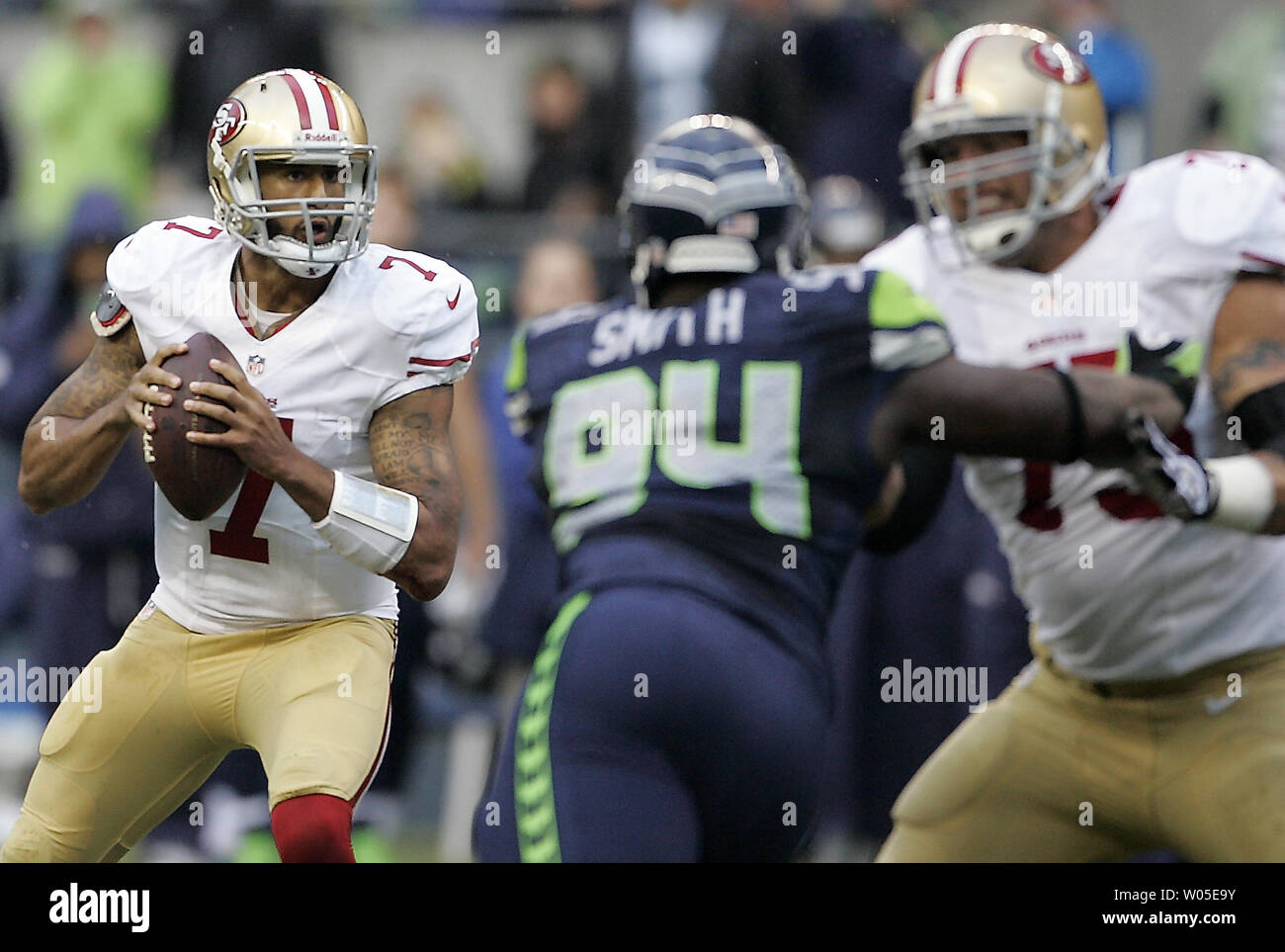 San Francisco 49ers Quarterback Colin Kaepernick 7 Drops