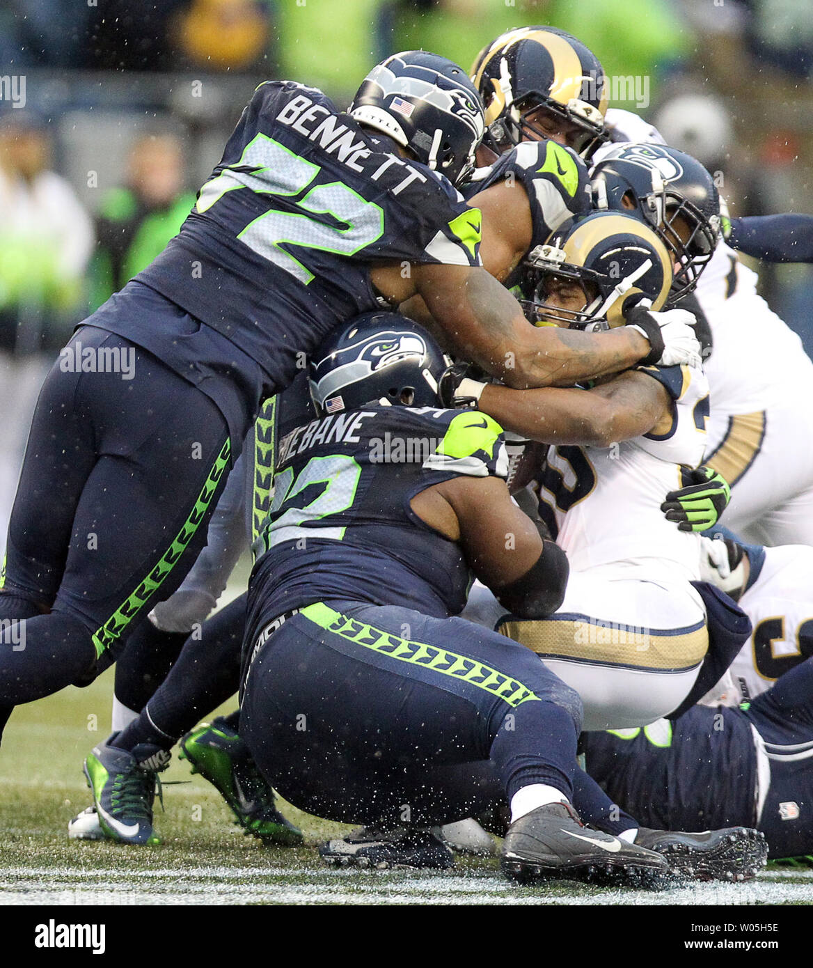 Seahawks stop Falcons with strong first half, 27-20 - The Columbian