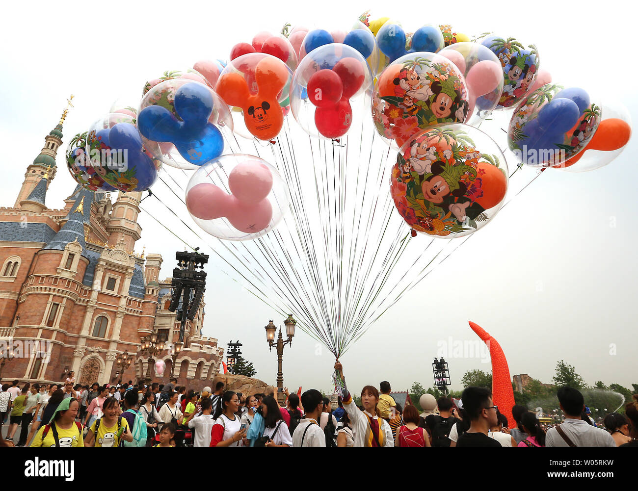 Disney balloons hi-res stock photography and images - Alamy