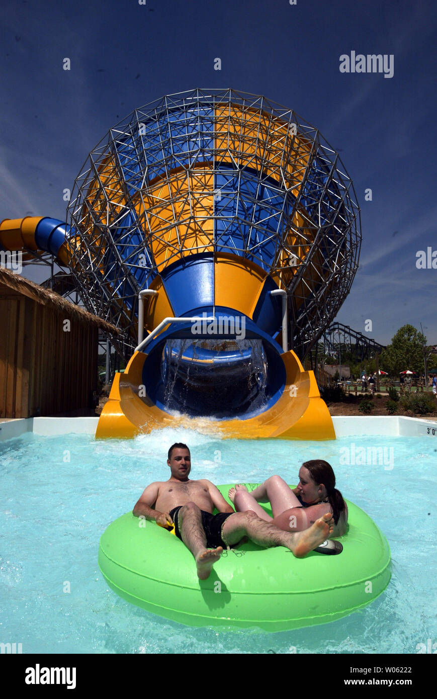Tornado pool hires stock photography and images Alamy