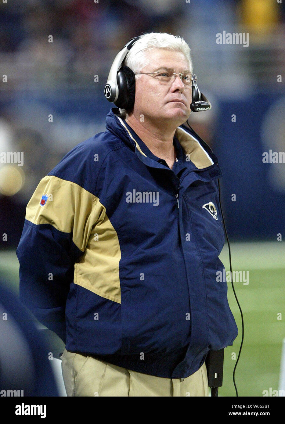 St.Louis Rams head football coach Mike Martz ,who was hospitalized earlier  this week, watches his team take on the Seattle Seahawks early in the first  quarter at the Edward Jones Dome in