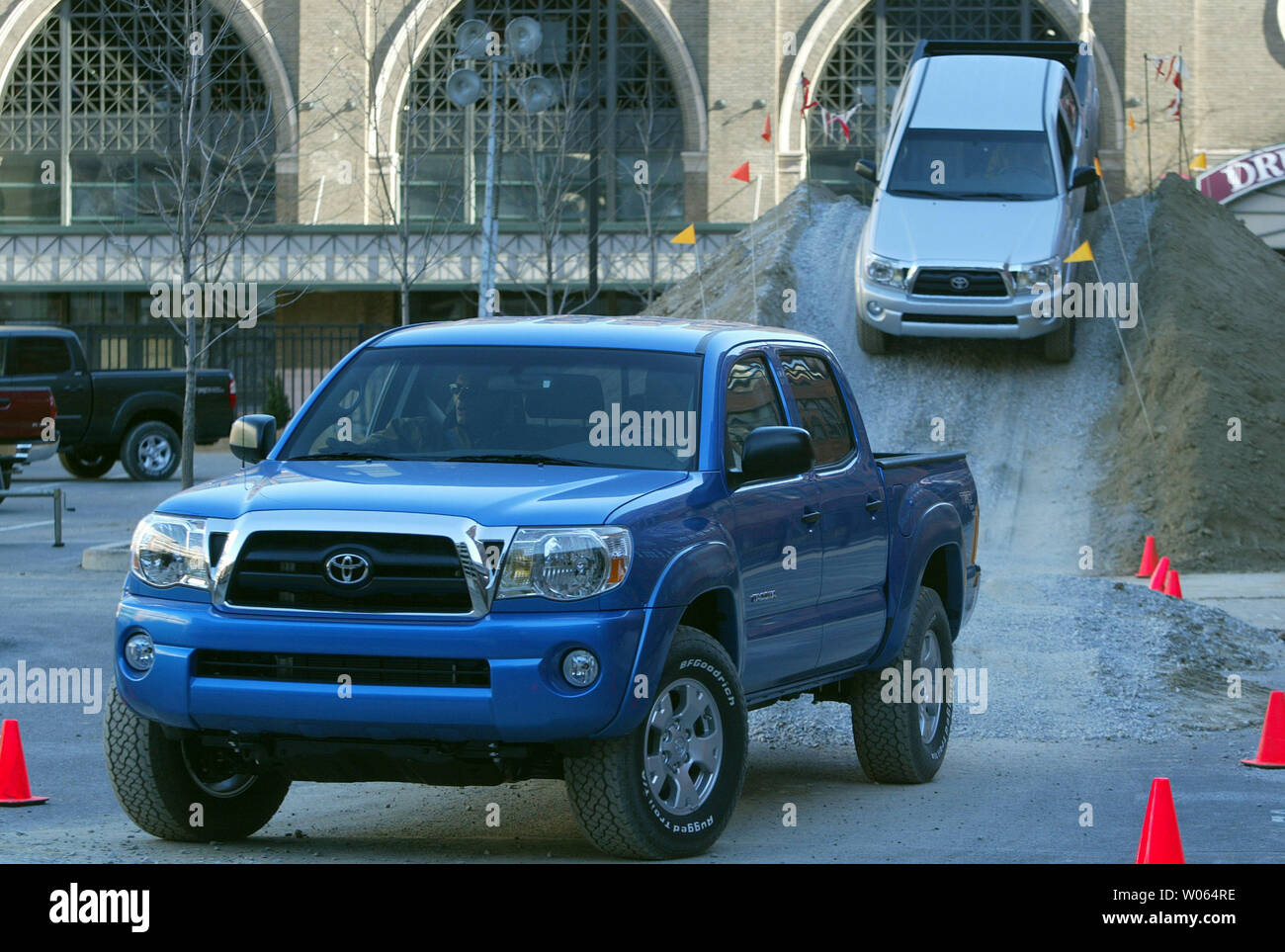 Tundra pickup hi res stock photography and images Alamy