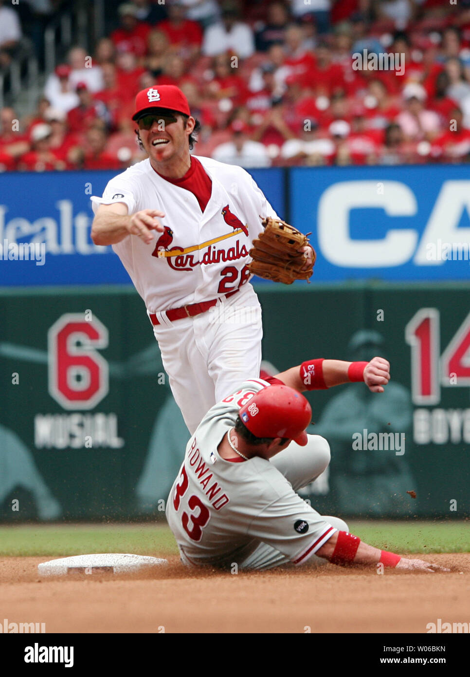 St. Louis Cardinals Scott Spiezio gets Philadelphia Phillies Aaron Rowand  at second base on the front end of a double play in the fourth inning at  Busch Stadium in St. Louis on