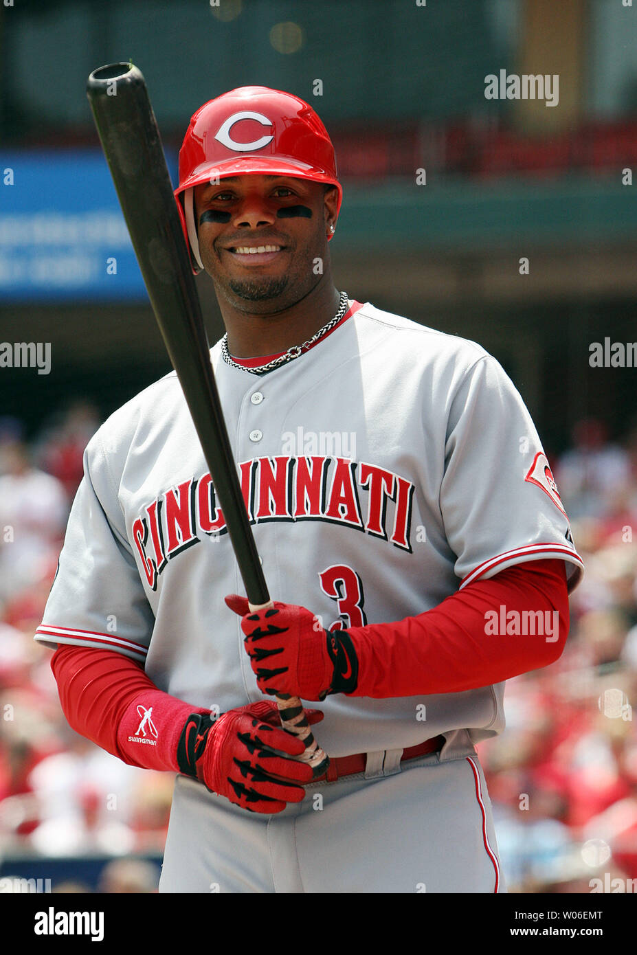 Cincinnati reds ken griffey jr hi-res stock photography and images